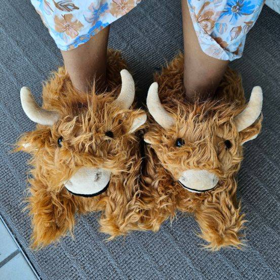 Highland cattle slippers best sale